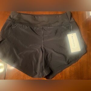 Athleta shorts size medium new with tags